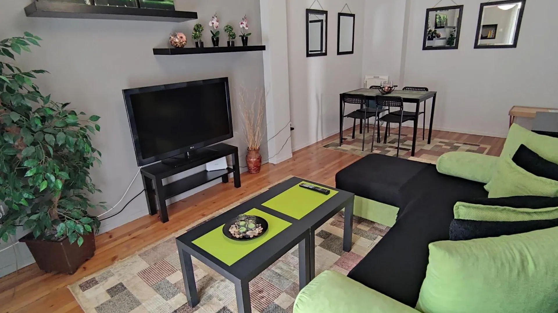 Cozy City Center Apartment Thessaloníki 0*,  Grækenland